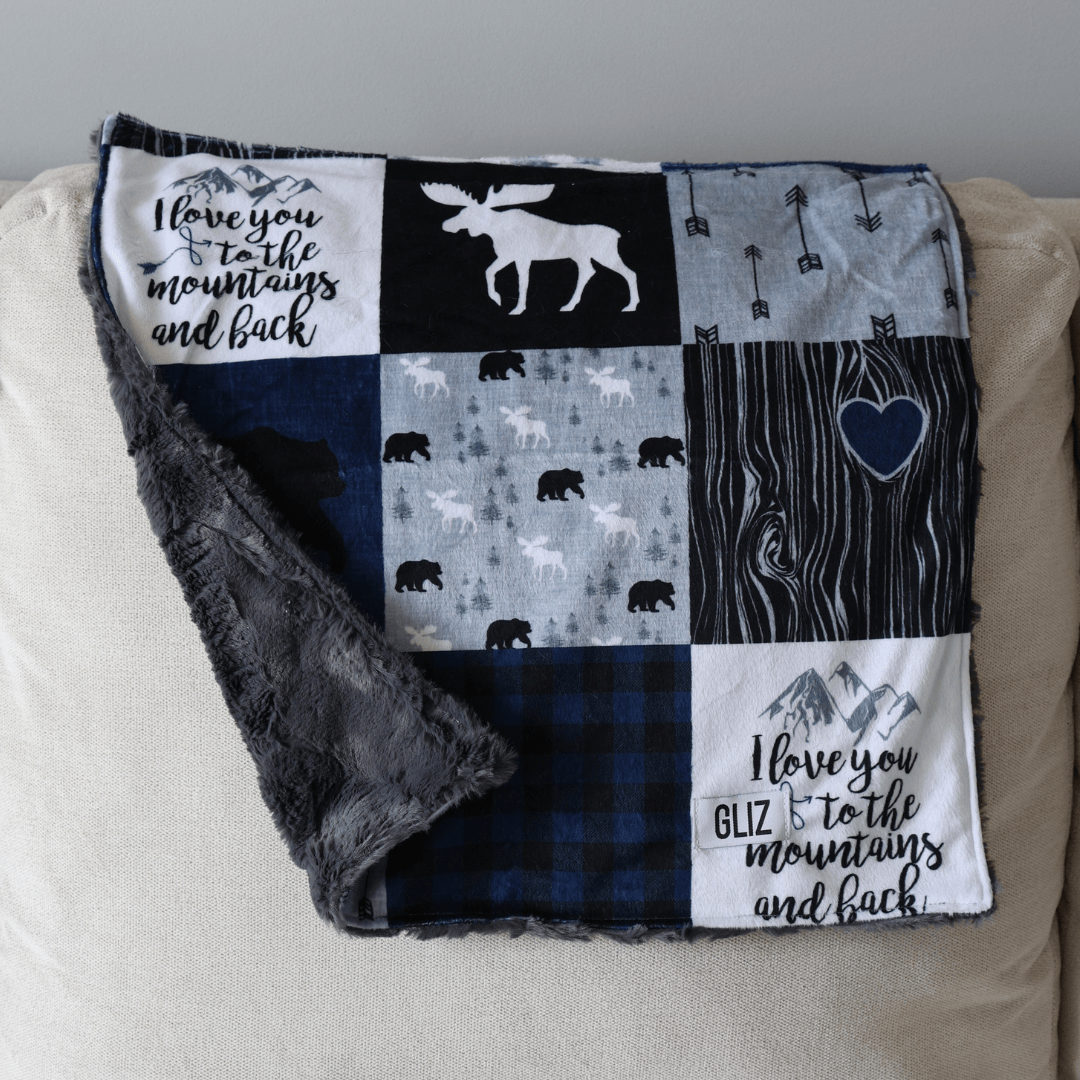 Blankets - I Love You To The Mountains and Back - Gliz Design